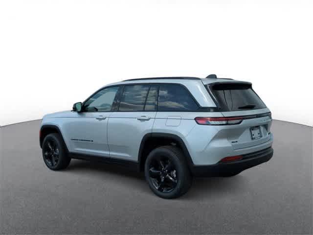 new 2024 Jeep Grand Cherokee car, priced at $48,039