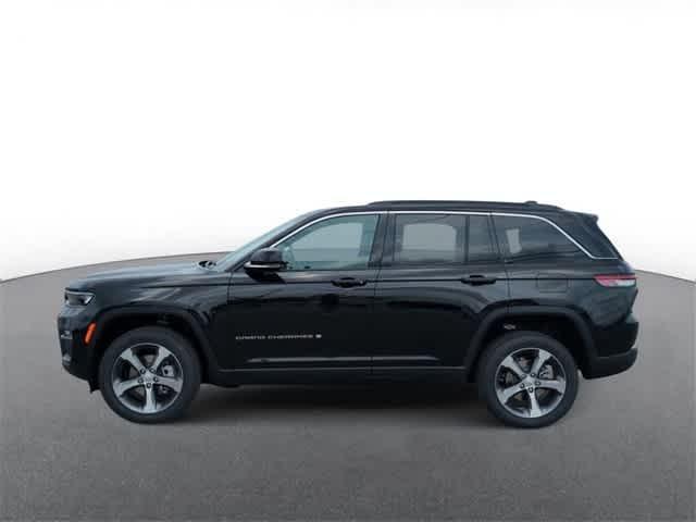 new 2024 Jeep Grand Cherokee car, priced at $55,435