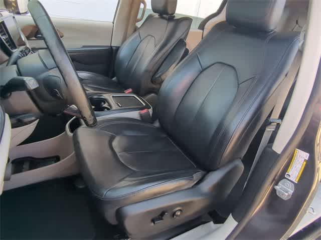 used 2019 Chrysler Pacifica car, priced at $21,300