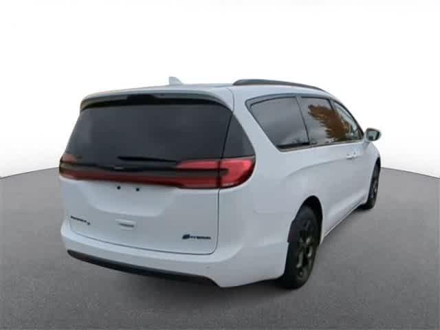 used 2021 Chrysler Pacifica Hybrid car, priced at $32,225