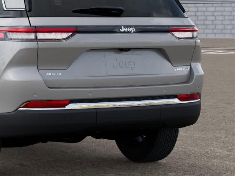 new 2025 Jeep Grand Cherokee car, priced at $50,058