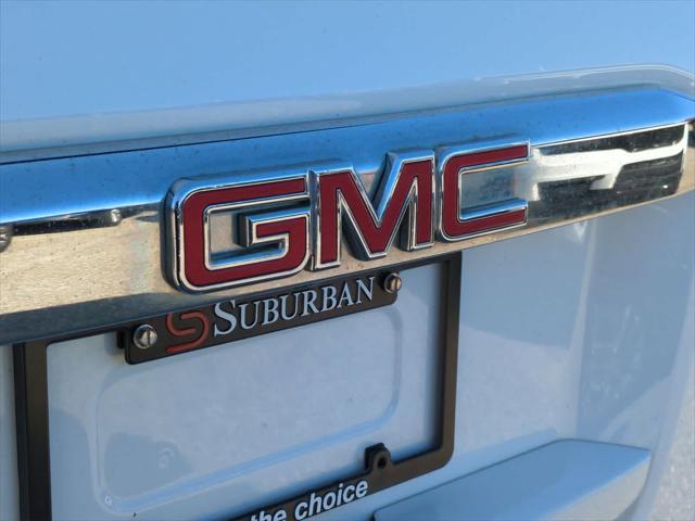 used 2016 GMC Yukon car, priced at $26,400