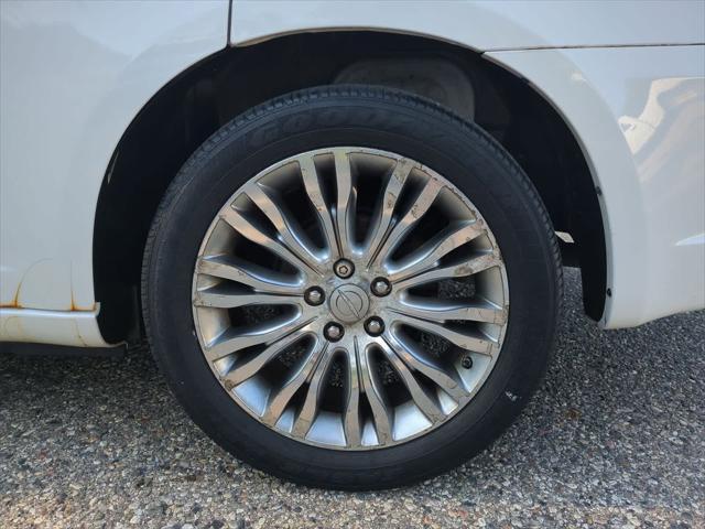 used 2012 Chrysler 200 car, priced at $9,275