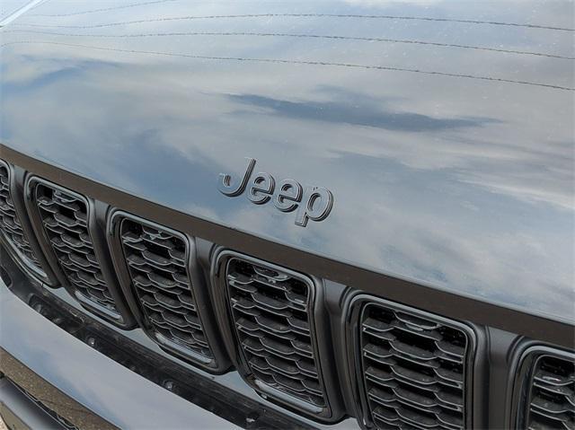 new 2024 Jeep Grand Cherokee L car, priced at $49,651