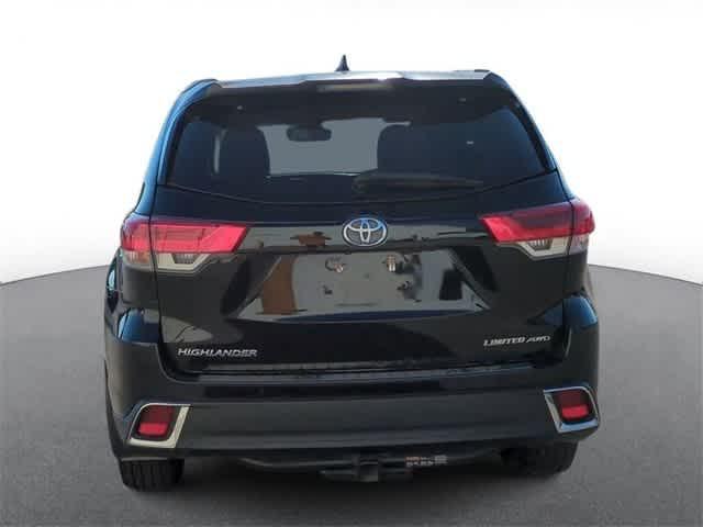 used 2018 Toyota Highlander car, priced at $25,600