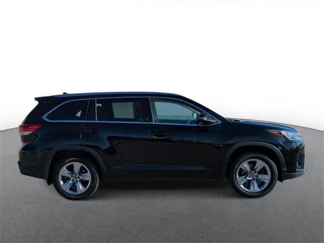 used 2018 Toyota Highlander car, priced at $25,600