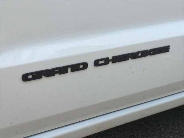 used 2021 Jeep Grand Cherokee car, priced at $25,000