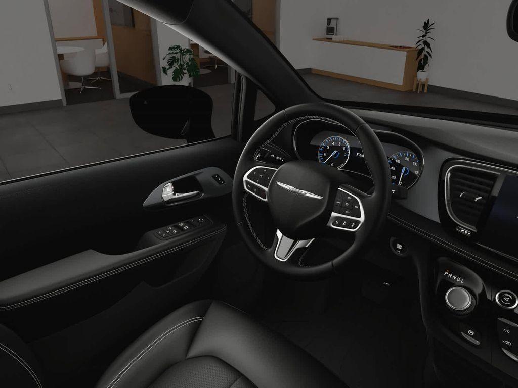 new 2025 Chrysler Pacifica car, priced at $45,814