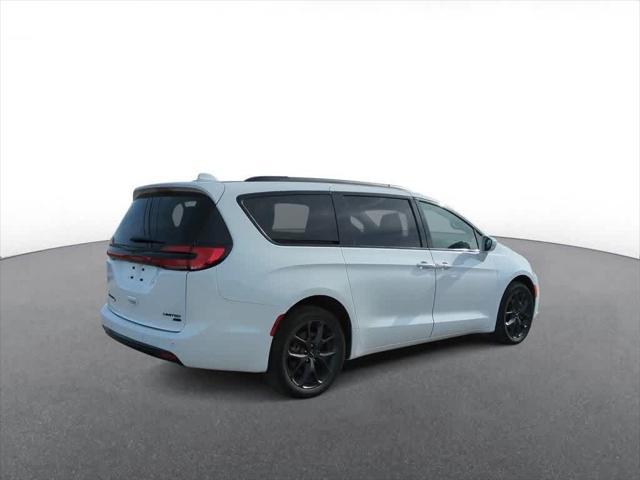 used 2021 Chrysler Pacifica car, priced at $33,925