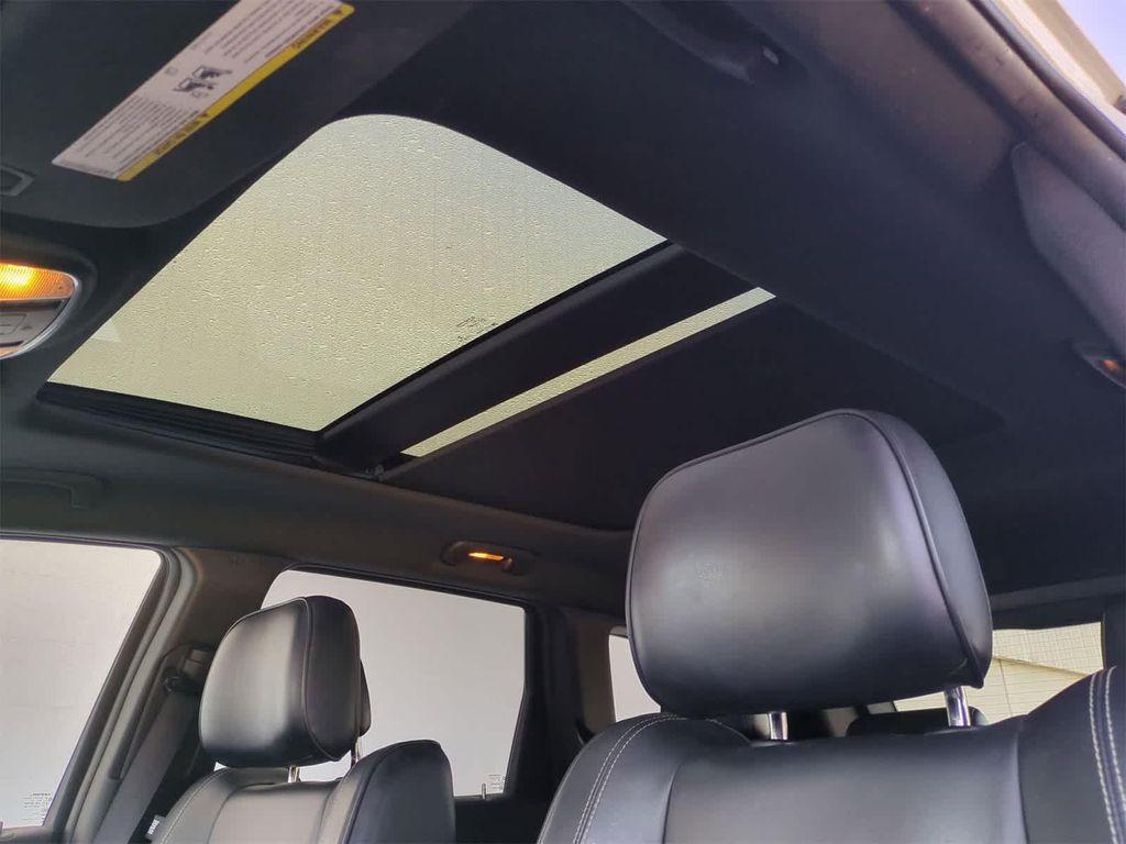 used 2015 Jeep Grand Cherokee car, priced at $7,800