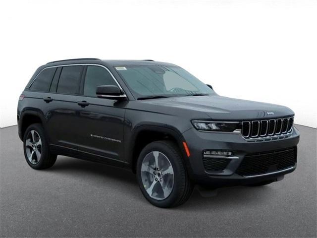 new 2024 Jeep Grand Cherokee car, priced at $52,223