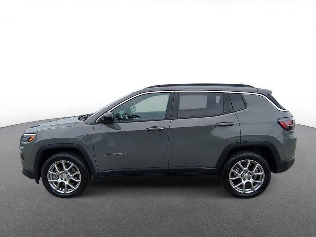 used 2024 Jeep Compass car, priced at $25,381