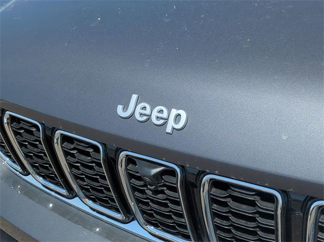 new 2024 Jeep Grand Cherokee L car, priced at $54,302