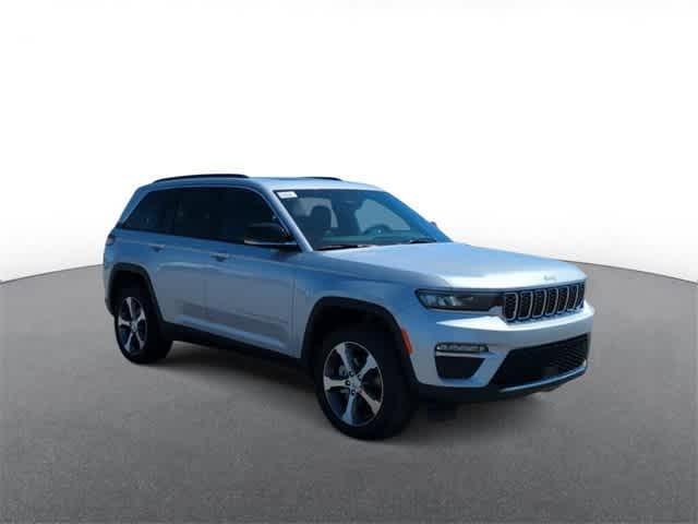 new 2024 Jeep Grand Cherokee car, priced at $50,705