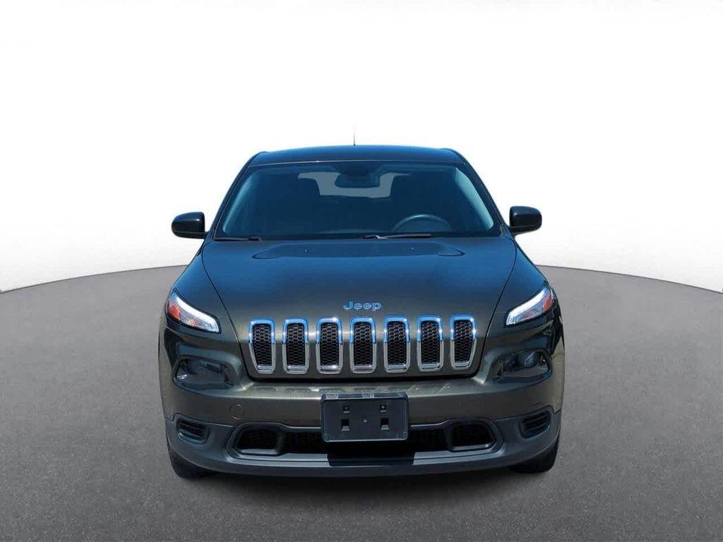 used 2015 Jeep Cherokee car, priced at $12,000