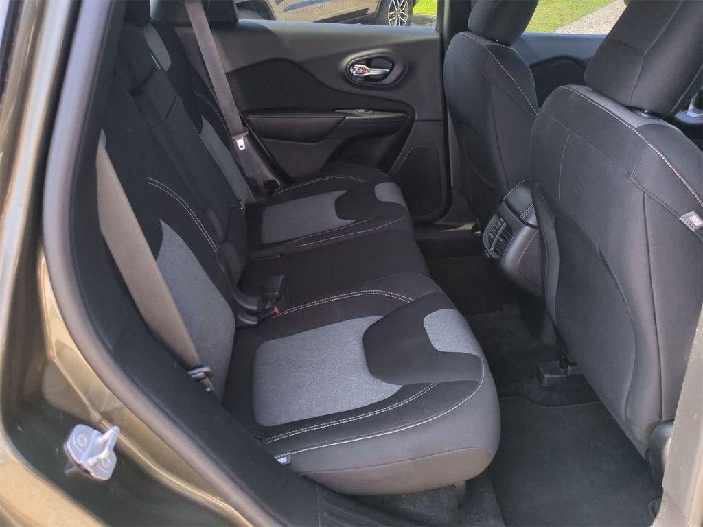 used 2015 Jeep Cherokee car, priced at $12,000