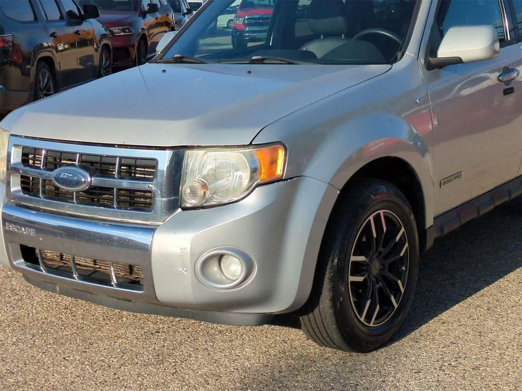 used 2008 Ford Escape car, priced at $2,750