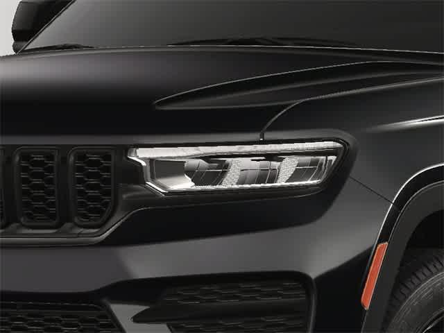 new 2024 Jeep Grand Cherokee car, priced at $45,652