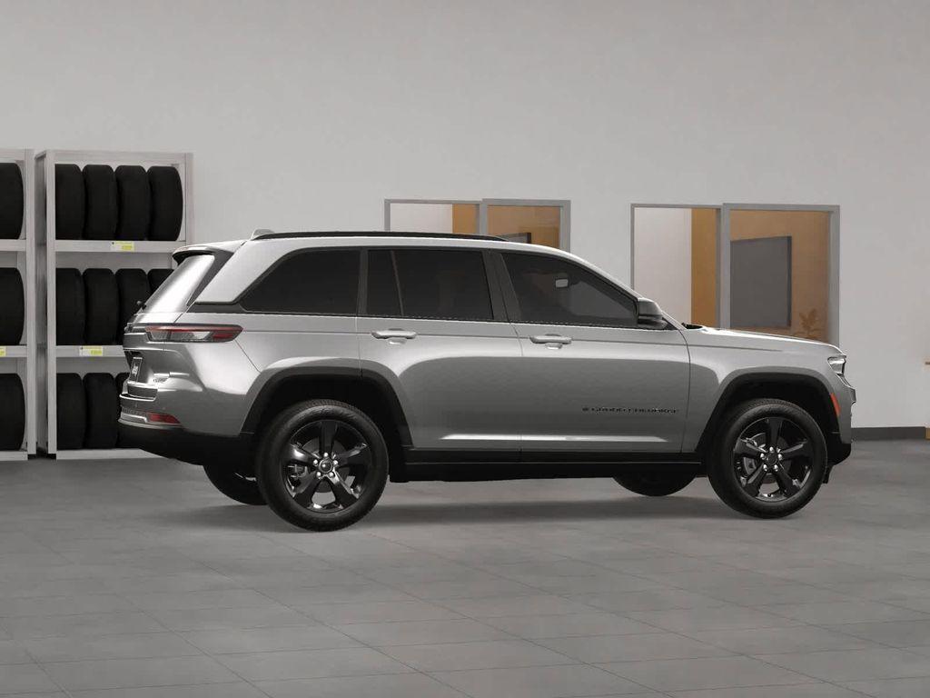 new 2025 Jeep Grand Cherokee car, priced at $49,085