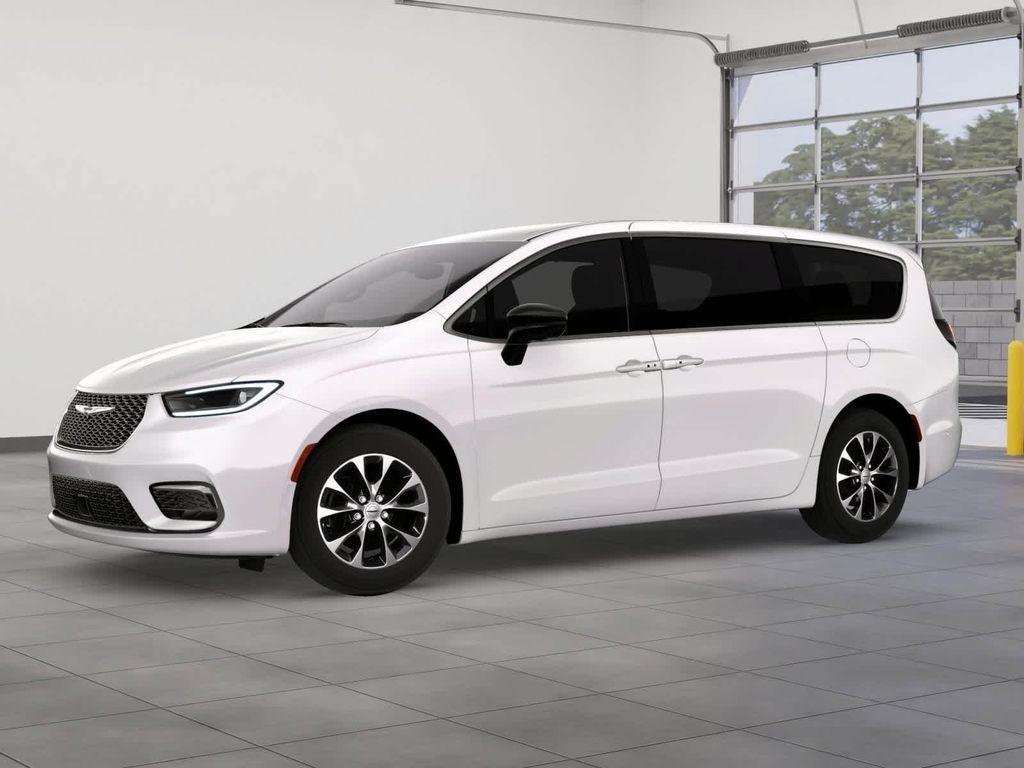 new 2026 Chrysler Pacifica car, priced at $46,227