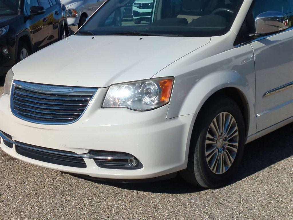used 2011 Chrysler Town & Country car, priced at $5,375