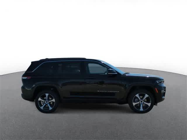 new 2024 Jeep Grand Cherokee car, priced at $50,705