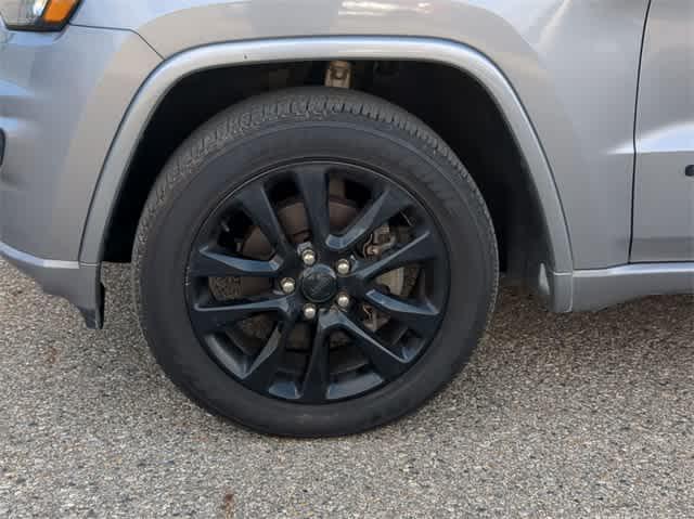 used 2020 Jeep Grand Cherokee car, priced at $25,000