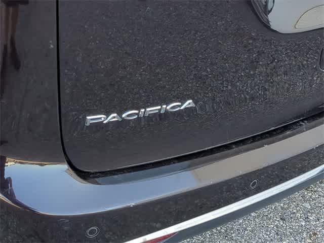 used 2018 Chrysler Pacifica car, priced at $23,811