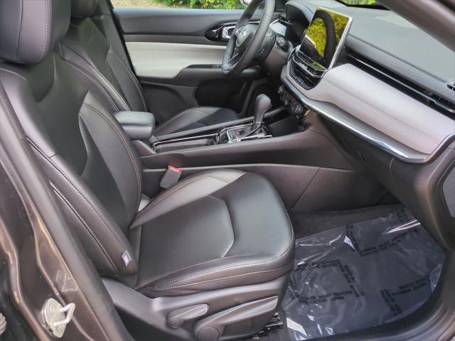 used 2024 Jeep Compass car, priced at $25,818