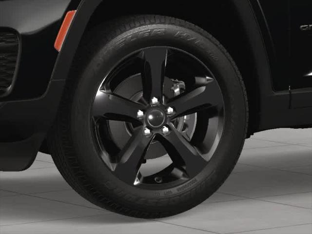 new 2025 Jeep Grand Cherokee car, priced at $44,910