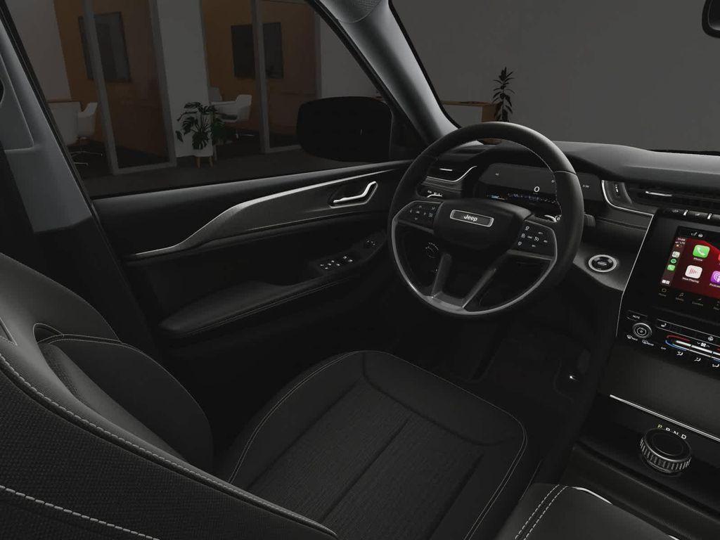 new 2025 Jeep Grand Cherokee L car, priced at $43,815