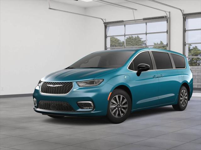 new 2025 Chrysler Pacifica Hybrid car, priced at $55,817