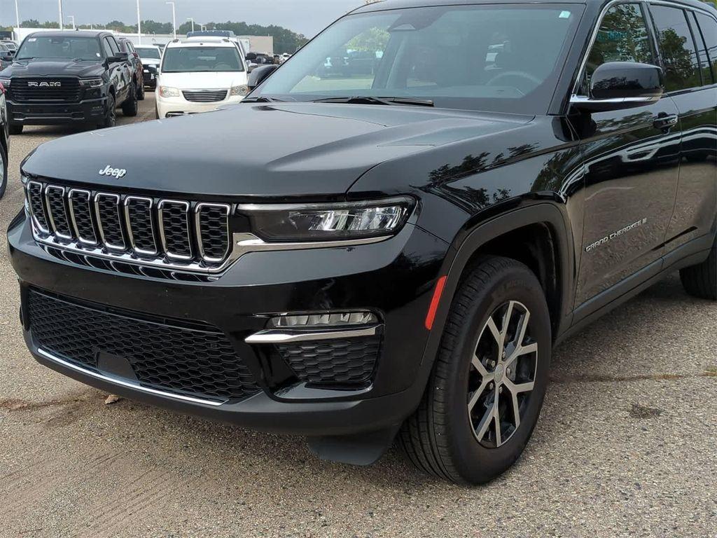 used 2023 Jeep Grand Cherokee car, priced at $35,300