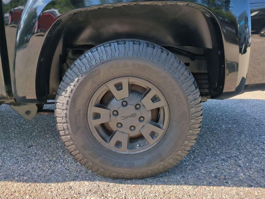 used 2006 GMC Canyon car, priced at $3,375