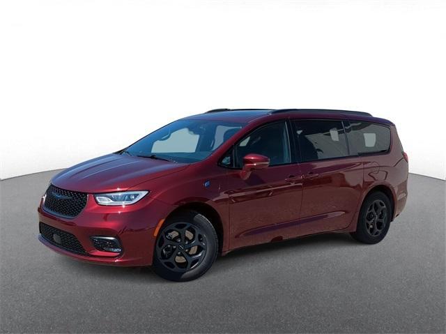 used 2021 Chrysler Pacifica Hybrid car, priced at $32,600