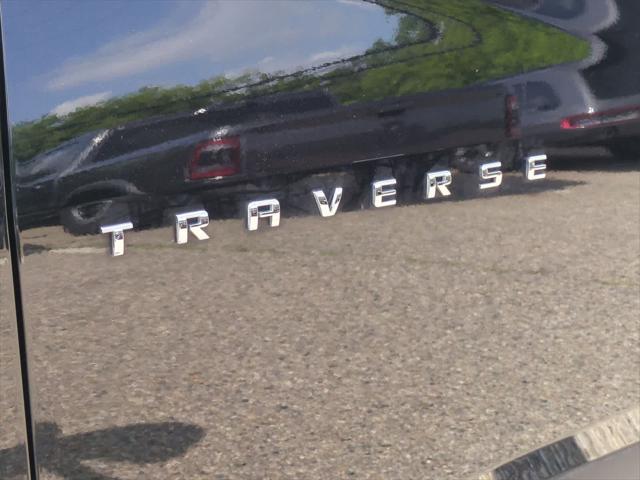 used 2022 Chevrolet Traverse car, priced at $31,975