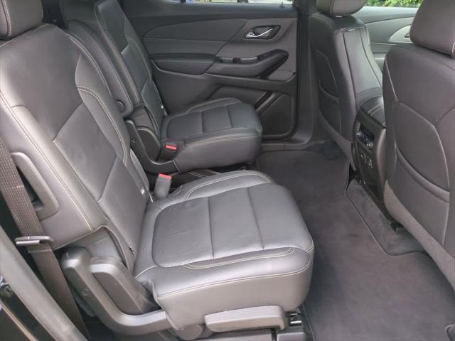 used 2022 Chevrolet Traverse car, priced at $31,975