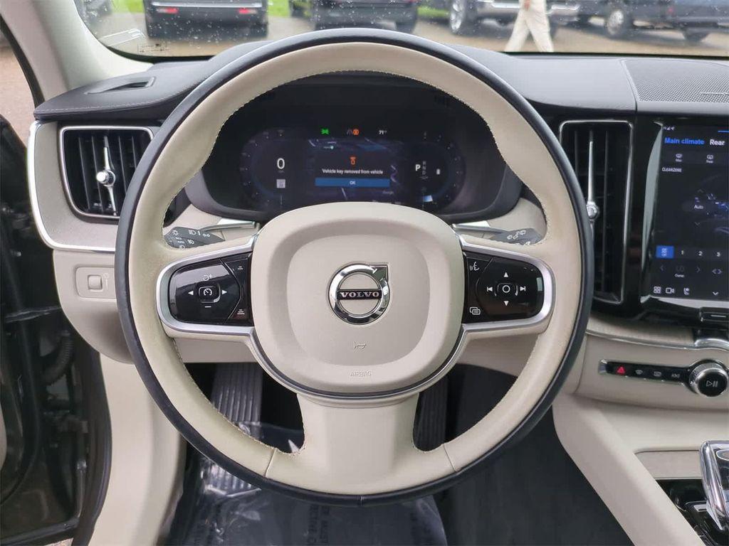 used 2022 Volvo XC60 car, priced at $34,800