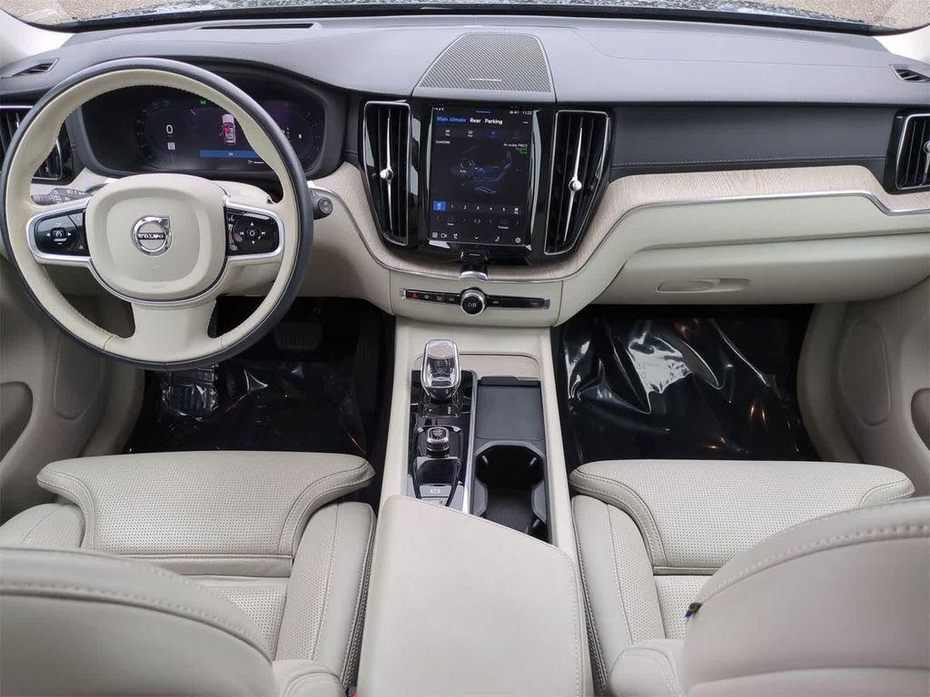 used 2022 Volvo XC60 car, priced at $34,800