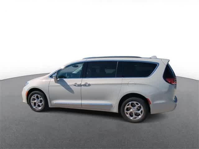 used 2021 Chrysler Pacifica car, priced at $34,925