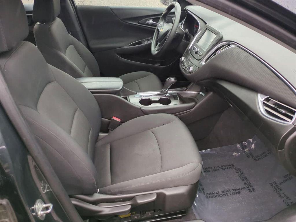 used 2017 Chevrolet Malibu car, priced at $10,625