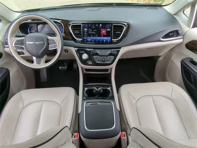 used 2021 Chrysler Pacifica Hybrid car, priced at $32,010