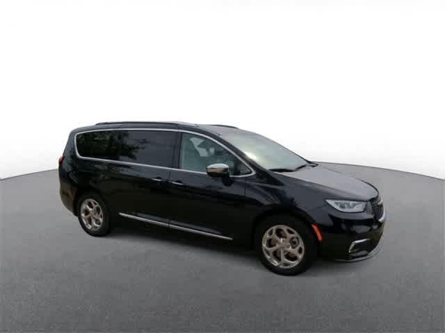 used 2021 Chrysler Pacifica Hybrid car, priced at $29,475