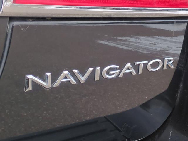 used 2010 Lincoln Navigator car, priced at $6,000