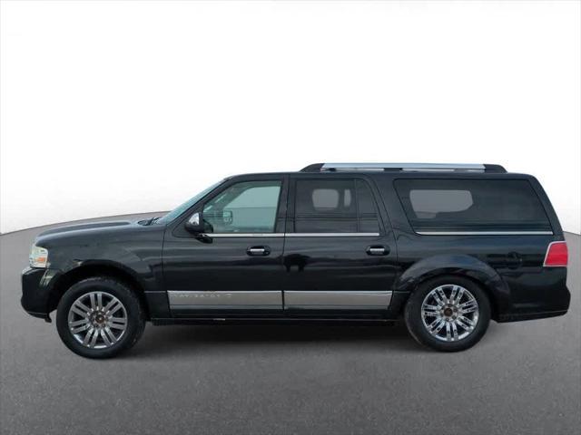 used 2010 Lincoln Navigator car, priced at $6,000