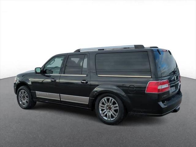 used 2010 Lincoln Navigator car, priced at $6,000