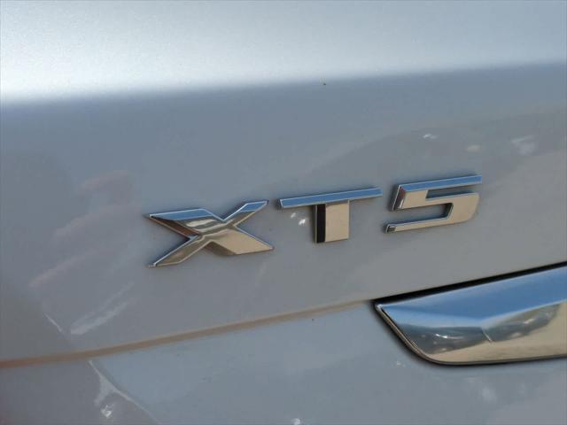 used 2018 Cadillac XT5 car, priced at $21,225