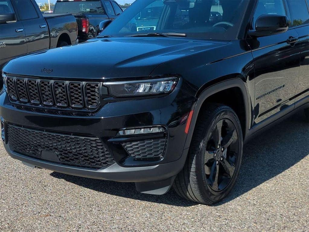 used 2024 Jeep Grand Cherokee car, priced at $36,150
