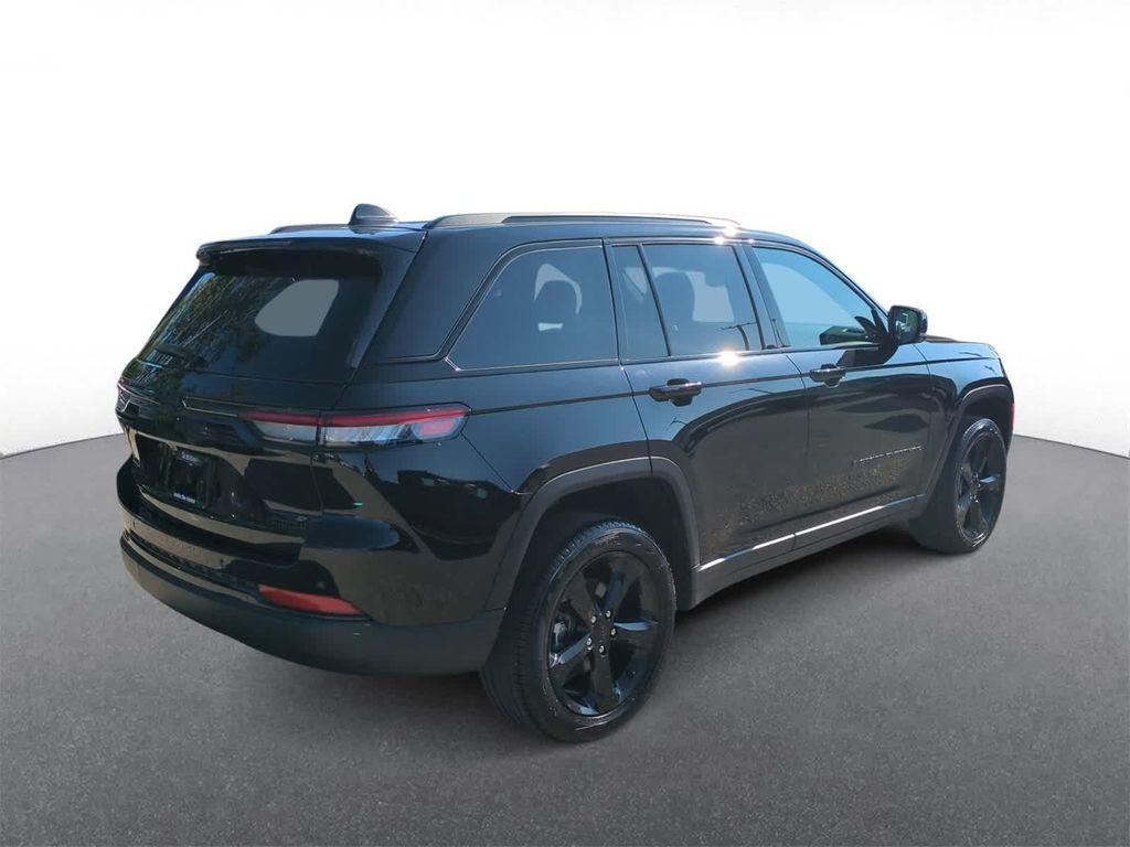 used 2024 Jeep Grand Cherokee car, priced at $36,150