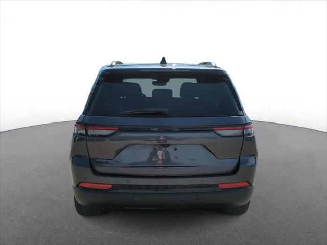 used 2022 Jeep Grand Cherokee car, priced at $30,625